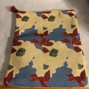 Rachel Pally Reversible Clutch Bag Floral Bloom Cosmetic Travel Zip Purse Book